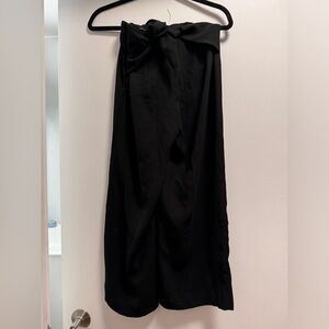 Black trousers